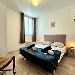 Apartamento Le Nemausa - Coeur De - Clim *